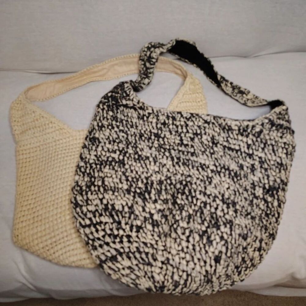 Set of 2 NWT Banana Republic Raffia Tote Bags - 1 Beige & 1 Black Marbled